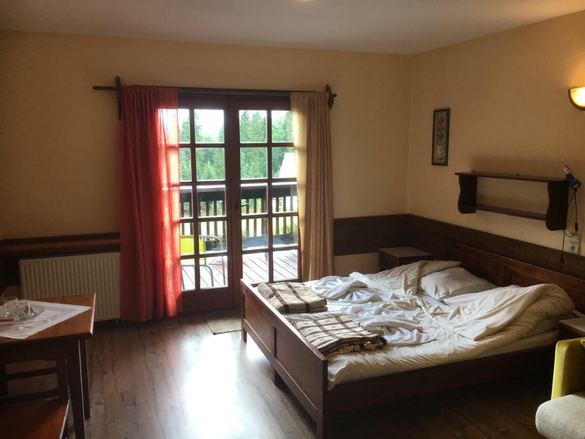 Gosciniec Pod Smrekami Bed & Breakfast Чоржин Екстериор снимка